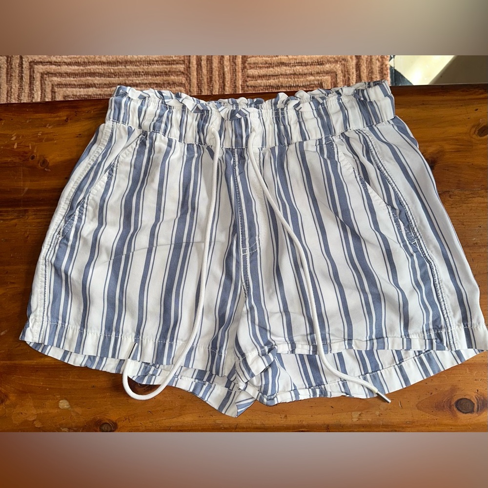 LOFT Striped Blue and White Drawstring Women’s Shorts Sz S